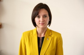 La trei luni de la demisie s-a aflat că Veronica Dragalin nu a promovat evaluarea externă